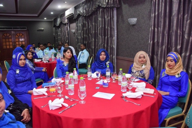 އޭޕްރީލް 18، 2015: ކްރިމިނަލް ކޯޓުގެ އަހަރީ ދުވަސް ފާހަގަކުރުމުގެ ގޮތުން ނަސަންދުރާ ޕެލަސް ހޮޓަލުގައި ބޭއްވި ހަފްލާގެ ތެރެއިން -- ސަން ފޮޓޯ/ފަޔާޒު މޫސާ