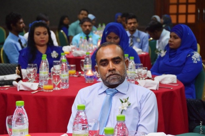 އޭޕްރީލް 18، 2015: ކްރިމިނަލް ކޯޓުގެ އަހަރީ ދުވަސް ފާހަގަކުރުމުގެ ގޮތުން ނަސަންދުރާ ޕެލަސް ހޮޓަލުގައި ބޭއްވި ހަފްލާގެ ތެރެއިން -- ސަން ފޮޓޯ/ފަޔާޒު މޫސާ