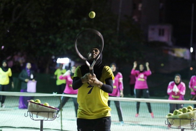 އޭޕްރީލް 25، 2015: ޕޮލިސް ކްލަބް ޒަމާނީ ފުރަތަމަ ބަށިބޯޅަ މުބާރާތުގެ ފައިނަލް މެޗާއި މުބާރާތް ނިންމުމުގެ ރަސްމިއްޔާތުގެ ތެރެއިން -- ސަން ފޮޓޯ/ ފަޔާޒު މޫސާ