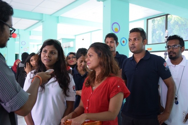 މޭއި 16، 2015: ސަން ސިޔާމް ގުރޫޕުން ތެލެސީމިއާ ސެންޓަރަށް ލޭ ހަދިޔާ ކުރުން