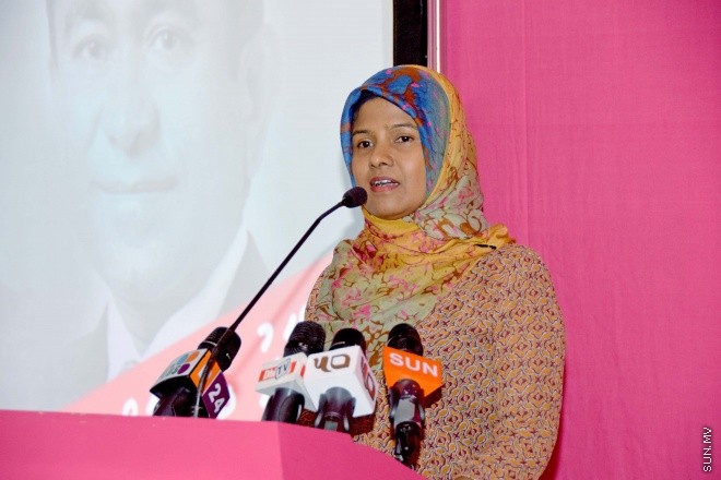 މޭ 25، 2015: ދިއްގަރު ދާއިރާއަށް ޕީޕީއެމްގެ ފަރާތުން ވާދަކުރައްވާ ފާރިސް މައުމޫންގެ މާލޭ ކެމްޕޭން ޖަގަހަ ހުޅުވުމަށް ބޭއްވި ރަސްމިއްޔާތުގެ ތެރެއިން &ndash; ސަންފޮޓޯ/ ޔޫސުފް ސޮފްވާން