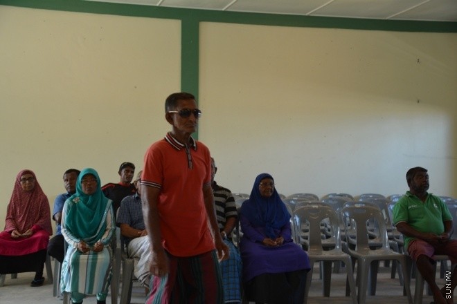 ޖޫން 6، 2015: މ. ދިއްގަރުގައި ވޯޓުލުން ކުރިއަށް ދަނީ ---- ސަން ފޮޓޯ/ އަހްމަދު އާޒިފް