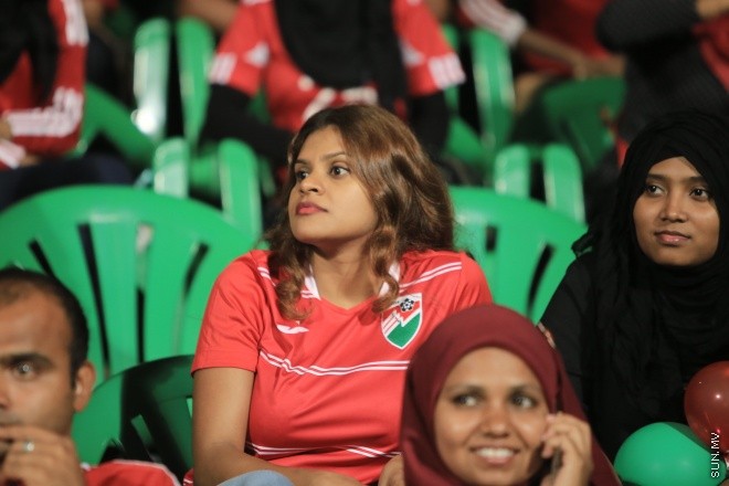 ޖޫން 11، 2015: ވޯލްޑްކަޕް ކޮލިފައިންގައި ރާއްޖެއާއި ގަތަރު ބައްދަލުކުރި މެޗުގެ ތެރެއިން -- ސަން ފޮޓޯ/ ފަޔާޒު މޫސާ