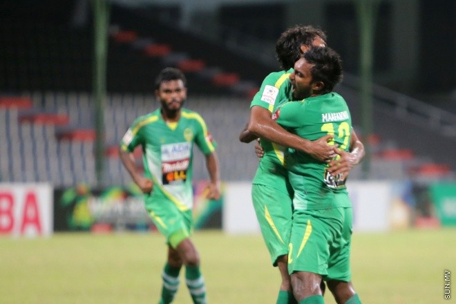 ޖުލައި 8، 2015: އުރިދޫ ދިވެހި ޕްރިމިއާ ލީގްގައި މާޒިޔާ  އާއި މަހިބަދޫ ސްޕޯޓްސް ކުލަބް ބައްދަލުކުރި މެޗުގެ ތެރެއިން -- ސަން ފޮޓޯ/ ފަޔާޒު މޫސާ