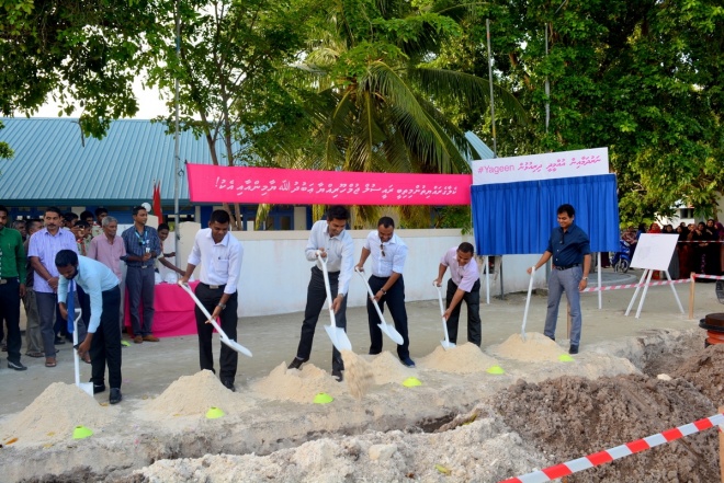ޖުލައި، 13، 2015: ހއ. ކެލާގެ ނަރުދަމާގެ މަސައްކަތް އަމަލީގޮތުން ފެށުމުގެ ރަސްމިއްޔާތުގެ ތެރެއިން--- ސަން ފޮޓޯ: އަހުމަދު ޖައިޝަން