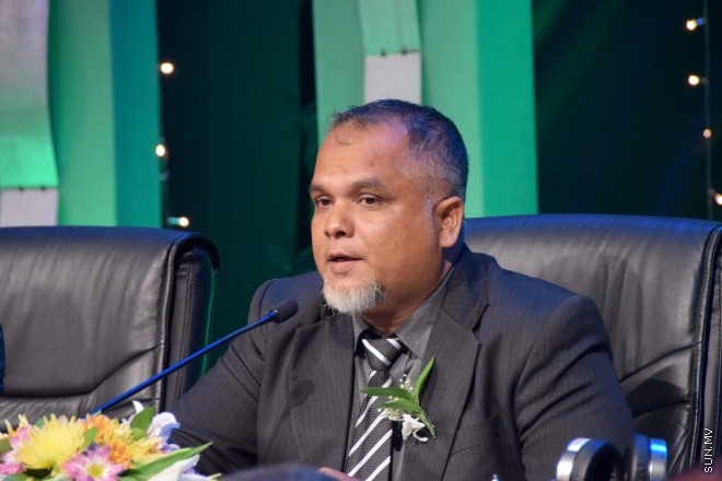 ޖުލައި 17، 2015: ޓީވީއެމް އިން އިންތިޒާމުކޮށްގެން ބޭއްވި، 1436 ވަނަ އަހަރުގެ ރަމަޟާން މަހުގެ، "ރާއްޖޭގެ އެންމެ އަލިގަދަ ތަރި" ޤުރުއާން މުބާރާތުގެ ފައިނަލް އަދި އިނާމު ދިނުމުގެ ރަސްމިއްޔާތުގެ ތެރެއިން -- ސަންފޮޓޯ/ އަލީ ނަސީރު 
