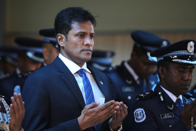 ޖޫން 23، 2015: ޕޮލިސް މެމޯރިއަލް ޑޭ ފާހަަގަކުރުމަށް އިސްކަންދަރު ކޮށީގައި ބޭއްވި ޖަލްސާގެ ތެރެއިން -- ސަން ފޮޓޯ/ފަޔާޒު މޫސާ