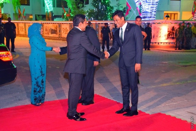 ޖުލައި 26، 2015: މިނިވަންކަމަށް 50 އަހަރު ފުރުމުގެ މުނާސަބާތުގައި، ޖުމހޫރީ މައިދާނުގައި ބޭއްވި، ދިދަ ނެގުމުގެ ހާއްސަ ރަސްމިއްޔާތުގެ ތެރެއިން -- ސަންފޮޓޯ/ ޔޫސުފް ސޮފްވާން