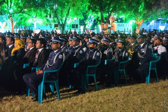ޖުލައި 26، 2015: މިނިވަންކަމަށް 50 އަހަރު ފުރުމުގެ މުނާސަބާތުގައި، ޖުމހޫރީ މައިދާނުގައި ބޭއްވި، ދިދަ ނެގުމުގެ ހާއްސަ ރަސްމިއްޔާތުގެ ތެރެއިން -- ސަންފޮޓޯ/ ޔޫސުފް ސޮފްވާން