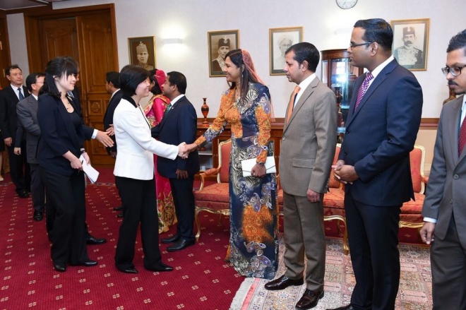 ޖުލައި 26، 2015: މިނިވަން 50 އަށް ރާއްޖެ އަށް ވަޑައިގެންނެވި ޗައިނާގެ ވަފުދާ ރައީސް ޢަބުދުﷲ ޔާމީނު ބައްދަލުކުރެއްވުން -- ފޮޓޯ/ ރައީސް އޮފީސް