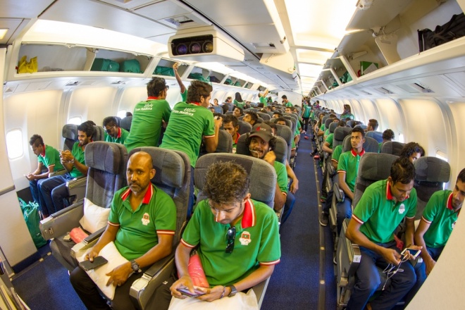 އިންޑިއަން އޯޝަން އައިލެންޑް ގޭމްސްގައި ވާދަކުރާ ރާއްޖޭގެ ކޮންޓިންޖެންޓް ރިޔޫނިއަންއަށް ދިއުމަށް ފްލައިޓްގައި -- އެމްއޯސީ ފޮޓޯ: މުހައްމަދު އަހްސަން