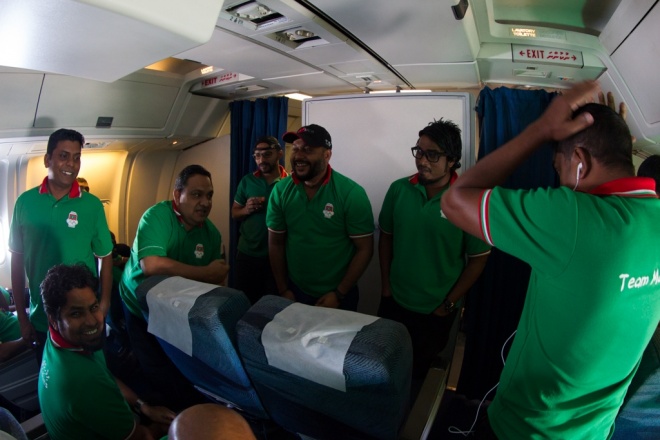 އިންޑިއަން އޯޝަން އައިލެންޑް ގޭމްސްގައި ވާދަކުރާ ރާއްޖޭގެ ޓީމުތައް ރިޔޫނިއަންގެ އެއާޕޯޓްގައި -- އެމްއޯސީ ފޮޓޯ: މުހައްމަދު އަހްސަން