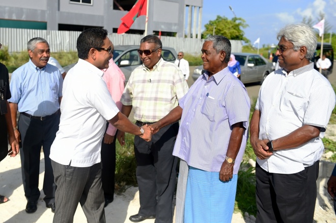 އޯގަސްޓް 6، 2015: ހުޅުމާލޭގައި އަލަށް އިމާރާތް ކުރާ ޓާޝަރީ ހޮސްޕިޓަލް އިމާރާތުގެ ބިންގާއެޅުމަށް ބޭއްވި ރަސްމިއްޔާތުގެ ތެރެއިން -- ފޮޓޯ/ ރައީސް އޮފީސް