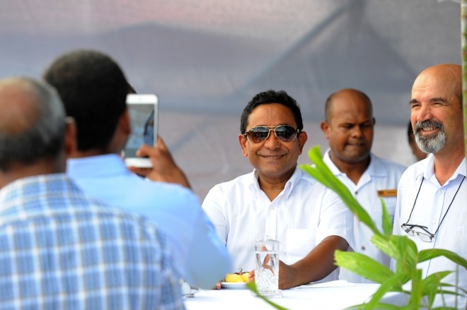 އޯގަސްޓް 6، 2015: ހުޅުމާލޭގައި އަލަށް އިމާރާތް ކުރާ ޓާޝަރީ ހޮސްޕިޓަލް އިމާރާތުގެ ބިންގާއެޅުމަށް ބޭއްވި ރަސްމިއްޔާތުގެ ތެރެއިން -- ފޮޓޯ/ ރައީސް އޮފީސް