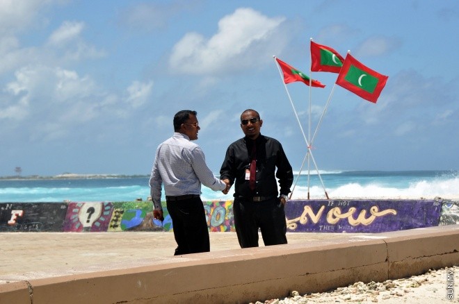 އޯގަސްޓް 13، 2015: މާލޭގެ އެކި ސަރަހައްދު ތަކައް އުދަ އެރުމުގެ ތެރެއިން --- ސަން ފޮޓޯ ޔޫސުފް ސޮފްވާން