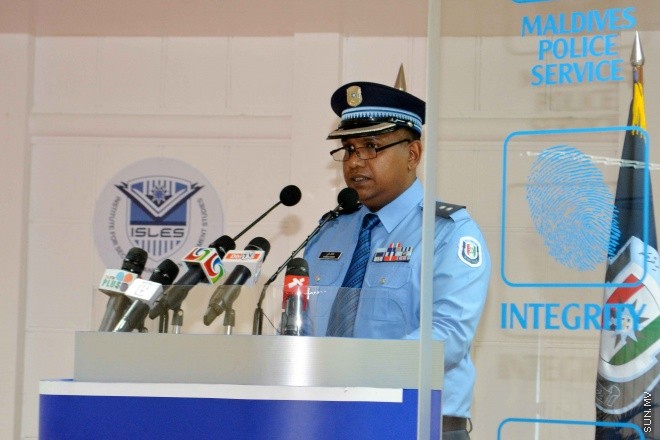 އޮގަސްޓް 25، 2015: ފުލުހުންގެ 27 ވަނަ ބޭސިކް ޓްރެއިނިންގ ކޯސް ނިންމުމުގެ ރަސްމިއްޔާތުގެ ތެރެއިން -- ސަންފޮޓޯ/ އަލީ ނަސީރު