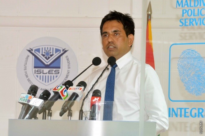 އޮގަސްޓް 25، 2015: ފުލުހުންގެ 27 ވަނަ ބޭސިކް ޓްރެއިނިންގ ކޯސް ނިންމުމުގެ ރަސްމިއްޔާތުގެ ތެރެއިން -- ސަންފޮޓޯ/ އަލީ ނަސީރު