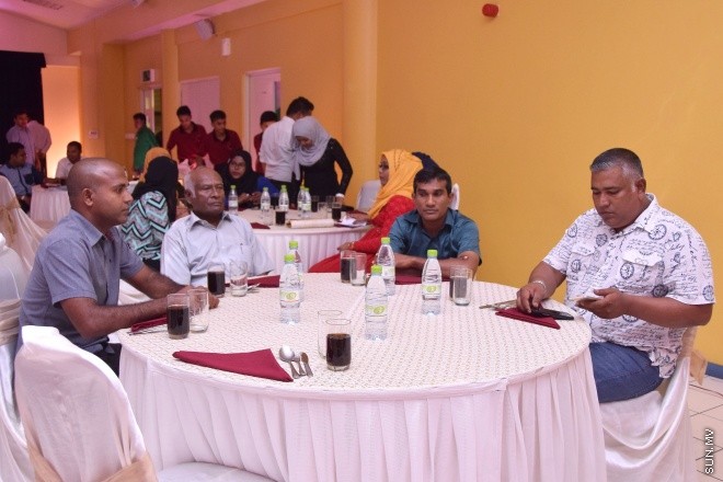 އޯގަސްޓް 26، 2015: އެލްޖީއޭގެ ފަސްވަނަ  އަހަރީ ދުވަސް ފާހަގަ ކުރުމައް ބޭއްވި ރަސްމިއްޔާތުގެ ތެރެއިން --- ސަން ފޮޓޯ ޔޫސުފް ސޮފްވާން 