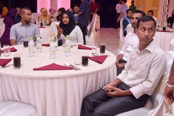 އޯގަސްޓް 26، 2015: އެލްޖީއޭގެ ފަސްވަނަ  އަހަރީ ދުވަސް ފާހަގަ ކުރުމައް ބޭއްވި ރަސްމިއްޔާތުގެ ތެރެއިން --- ސަން ފޮޓޯ ޔޫސުފް ސޮފްވާން 