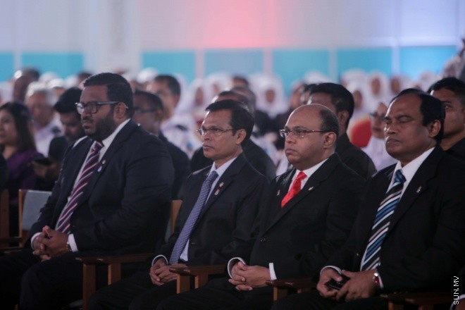 އޯގަސްޓް 28، 2015: ކަސްޓަމްސްގެ 125ވަނަ އަހަރީ ދުވަހުގެ މުނާސަބަތުގައި ދަރުބާރުގޭގައި ބޭއްވި ރަސްމީ ޖަލްސާގެ ތެރެއިން -- ސަން ފޮޓޯ/ފަޔާޒު މޫސާ