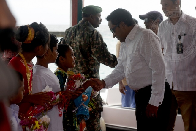 ސެޕްޓެމްބަރ 1، 2015: މާޅޮސްމަޑުލުއުތުރުބުރީ މަޑުއްވަރީ އާ އިންޖީނުގެ ރައީސުލްޖުމްހޫރިއްޔާ ހުޅުއްވައިދެއްވުން -- ފޮޓޯ/ރައީސް އޮފީސް