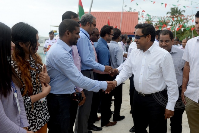 ސެޕްޓެމްބަރ 1، 2015: މާޅޮސްމަޑުލުއުތުރުބުރީ މަޑުއްވަރީ އާ އިންޖީނުގެ ރައީސުލްޖުމްހޫރިއްޔާ ހުޅުއްވައިދެއްވުން -- ފޮޓޯ/ރައީސް އޮފީސް