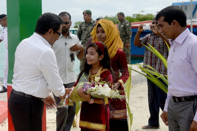 ސެޕްޓެމްބަރ 1، 2015: މާޅޮސްމަޑުލުއުތުރުބުރީ އިންނަމާދޫ އާ އިންޖީނުގެ ރައީސުލްޖުމްހޫރިއްޔާ ހުޅުއްވައިދެއްވުން --- ފޮޓޯ/ރައީސް އޮފީސް