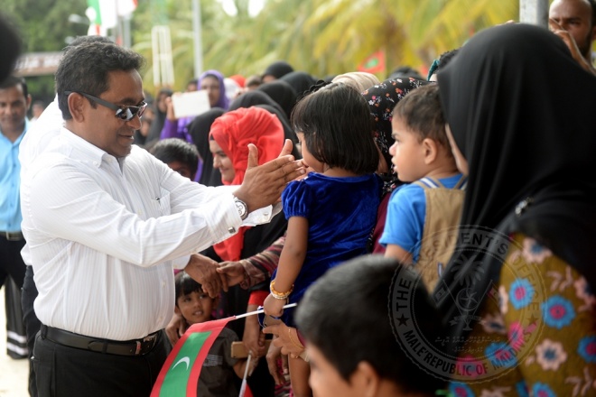 ސެޕްޓެމްބަރ 1، 2015: މާޅޮސްމަޑުލުއުތުރުބުރީ އިންނަމާދޫ އާ އިންޖީނުގެ ރައީސުލްޖުމްހޫރިއްޔާ ހުޅުއްވައިދެއްވުން --- ފޮޓޯ/ރައީސް އޮފީސް