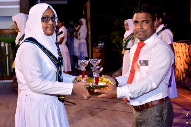 އޮކްޓޯބަރު 5، 2015: ތާޖުއްދީން ސްކޫލް ގައި ބޭއްވި އިނާމު ދިނުމުގެ ރަސްމިއްޔާތުގެ ތެރެއިން --- ސަން ފޮޓޯ/ ޔޫސުފް ސޮފްވާން 