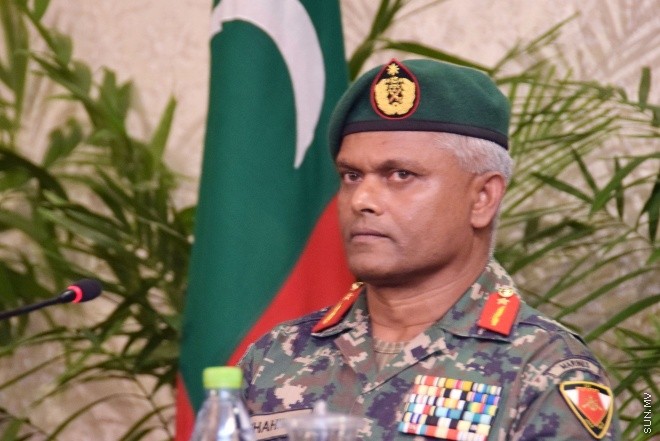 އޮކްޓޯބަރ 20، 2015، ފިނިފެންމާ ލޯންޗުގައި އެއްޗެއް ގޮއްވާލި ހާދިސާ ތަހުގީގު ކުރުމަށް އުފެއްދި ނެޝަނަލް އިނކުއަރީ ކޮމިޝަނުން ނޫސްވެރިންނަށް މައުލޫމާތު ދިނުމަށް ބޭއްވި ބައްދަލު ވުމުގެ ތެރެއިން -- ސަންފޮޓޯ/ ފަޔާޒު މޫސާ