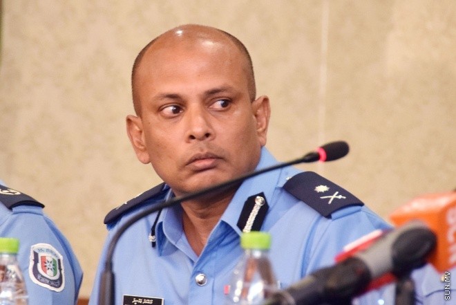 އޮކްޓޯބަރ 20، 2015، ފިނިފެންމާ ލޯންޗުގައި އެއްޗެއް ގޮއްވާލި ހާދިސާ ތަހުގީގު ކުރުމަށް އުފެއްދި ނެޝަނަލް އިނކުއަރީ ކޮމިޝަނުން ނޫސްވެރިންނަށް މައުލޫމާތު ދިނުމަށް ބޭއްވި ބައްދަލު ވުމުގެ ތެރެއިން -- ސަންފޮޓޯ/ ފަޔާޒު މޫސާ