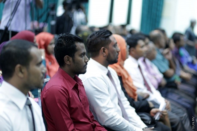 ނޮވެމްބަރ 22، 2015: ދަސްވާރު ޕްރޮގްރާމްގެ ދަސްވެނިވުން ފާހަގަ ކުރުމުގެ ގޮތުން ކުއްލިއްޔާގައި ބޭއްވި ހަފްލާގެ ތެރެއިން -- ސަން ފޮޓޯ/ ފަޔާޒު މޫސާ