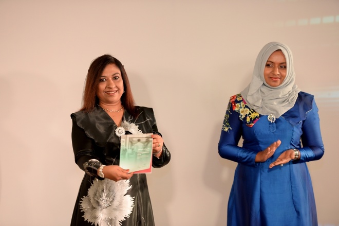 ޑިސެމްބަރު 21، 2015- ސިވިލް ސާވިސްގެ ކުރިއަށް އޮތް ފަސް އަހަރުގެ ޕްލޭން އިފުތިތާހު ކުރުމަށް ޖެން ހޮޓަލުގައި ބޭއްވި ރަސްމިއްޔާތުގައި ރައީސް އަބްދުﷲ ޔާމީން ވާހަކަފުޅު ދައްކަވަނީ -- ފޮޓޯ: ރައީސް އޮފީސް