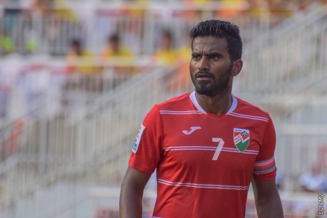 ޑިސެމްބަރު 26، 2015؛ އިންޑިއާގެ ޓްރިވެންޑްރަމްގައި ކުރިއަށްދާ ސާފް ސުޒުކީ ކަޕްގައި ރާއްޖެ އާއި ބަނގުލަދޭޝް ބައްދަލު ކުރި މެޗުގެ ތެރެއިން-- ސަން ފޮޓޯ/ ފަޔާޒު މޫސާ
