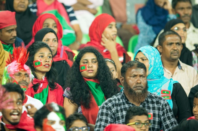 ޑިސެމްބަރު 28، 2015؛ އިންޑިއާގެ ޓްރިވެންޑްރަމްގައި ކުރިއަށްދާ ސާފް ސުޒުކީ ކަޕްގައި ރާއްޖެ އާއި އަފްގާނިސްތާން ބައްދަލު ކުރި މެޗުގެ ތެރެއިން-- ފޮޓޮ/ އިމޭޖަސް އެމްވީ