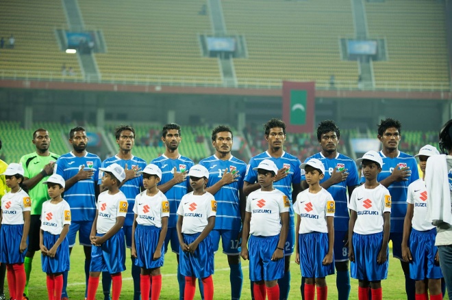 ޑިސެމްބަރު 28، 2015؛ އިންޑިއާގެ ޓްރިވެންޑްރަމްގައި ކުރިއަށްދާ ސާފް ސުޒުކީ ކަޕްގައި ރާއްޖެ އާއި އަފްގާނިސްތާން ބައްދަލު ކުރި މެޗުގެ ތެރެއިން-- ފޮޓޮ/ އިމޭޖަސް އެމްވީ
