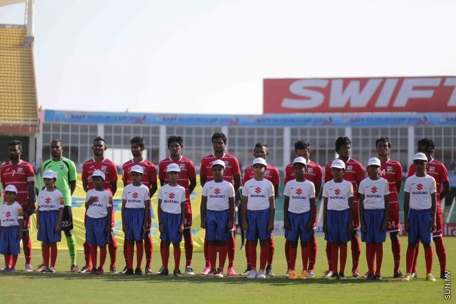 ޑިސެމްބަރ 31، 2015: ސާފް ސުޒުކީ ކަޕް ސެމީ ފައިނަލް ފުރަތަމަ މެޗުގައި ދިވެހި ރާއްޖެ އާއި އިންޑިއާ ބައްދަލުކުރި މެޗުގެ ތެރެއިން -- ސަން ފޮޓޯ/ ފަޔާޒު މޫސާ