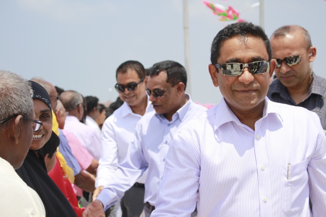 ފެބްރުއަރީ 15، 2016: ގދ. ގައްދޫގައި ރައްކާތެރި ބޯފެނުގެ ހިދުމަތް އިފްތިތާހު ކުރުމުގެ ރަސްމިއްޔާތު ތެރެއިން-- ސަން ފޮޓޯ ފަޒްލީނާ ހުސައިން