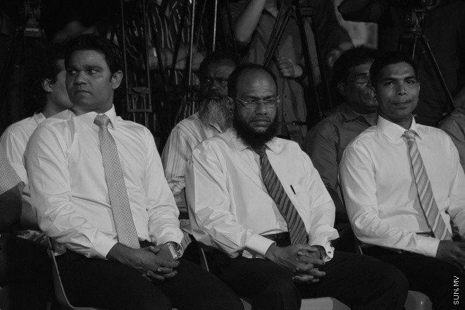 19 ފެބްރުއަރީ 2016 : އާދާލަތު ޕާޓީން އާޓިފިޝަލް ބީޗުގައި ބޭވިޖަލްސާގެ ތެރެއިން --- ސަން ފޮޓޯ : މުހަންމަދު އަފްރާހް 