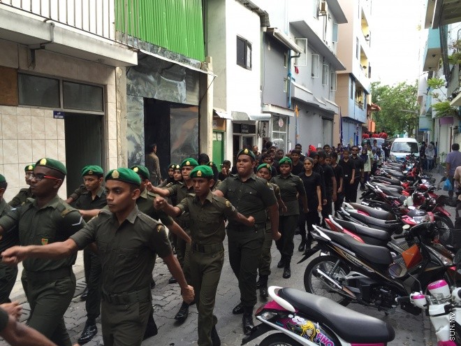 ފެބްރުއަރީ 20، 2016: އަހުމަދިއްޔާ އިންޓަނޭޝަނަލް ސްކޫލުގެ 34 ވަނަ އަހަރީ ދުވަސް ފާހަގަ ކުރުމުގެ ގޮތުން ބޭއްވި ޕެރޭޑް--ސަންފޮޓޯ: އަހުމަދު މުޖުތަބާ