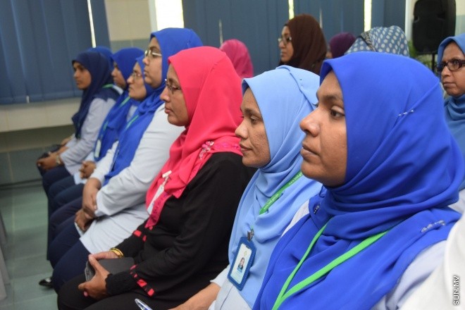 ފެބްރުއަރީ 21، 2016: ހުޅުމާލޭ ހޮސްޕިޓަލްގައި އަލްޓްރާ ސައުންޑް ސްކޭން އާއި ތުންފަތާއި ތަލީގެ އައިބު (ކްލެފްޓް/ކްލެފްޓް ޕެލެޓް) އޮޕަރޭޝަން ކުރުމުގެ ކޭމްޕް އިފްތިތާހުކުރުމަށް ހުޅުމާލޭ ހޮސްޕިޓަލްގައި ބޭއްވި ރަސްމިއްޔާތުގެ ތެރެއިން -- ސަން ފޮޓޯ/ ފަޔާޒު މޫސާ