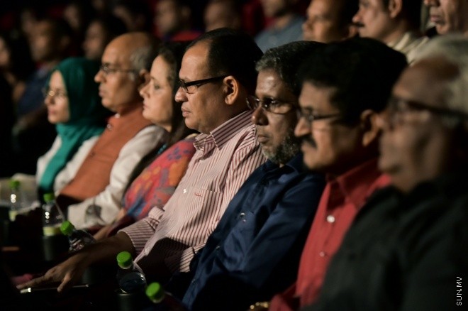 ފެބްރުއަރީ 22، 2016: އޭސީސީގެ "ބިތުފަންގި" ޑްރާމާ ސީރީޒް ޕްރިމިއާ ކުރުމަށް އޮލިމްޕަހުގައި ބޭއްވި ރަސްމިއްޔާތުގެ ތެރެއިން--ސަންފޮޓޯ: ފަޔާޒު މޫސާ
