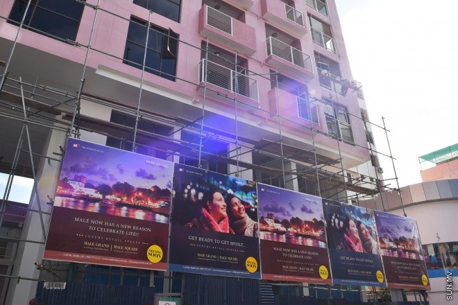 އަރަބިއްޔާ ސްކޫލް ކުރިން ހުރި ބިމުގައި އިންޑިއާގެ ޓާޓާ ކުންފުނިން އިމާރާތްކޮށްފައިވާ ފްލެޓްތައް -- ސަން ފޮޓޯ