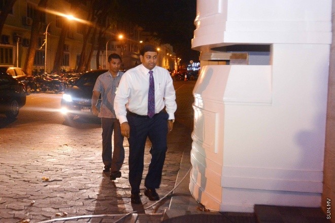 މާޗް 3، 2016: ސަރުކާރުން ސިޔާސީ ޕާޓީތަކާ އެކު ބާއްވާ މަޝްވަރާތަކުގެ ފުރަތަމަ ބައްދަލުވުމުގެ ތެރެއިން -- ސަން ފޮޓޯ/ ފަޔާޒު މޫސާ