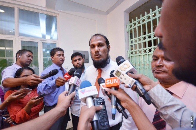 މާޗް 3، 2016: ސަރުކާރުން ސިޔާސީ ޕާޓީތަކާ އެކު ބާއްވާ މަޝްވަރާތަކުގެ ފުރަތަމަ ބައްދަލުވުމުގެ ތެރެއިން -- ސަން ފޮޓޯ/ ފަޔާޒު މޫސާ