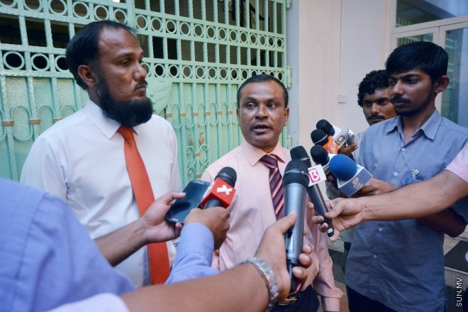 މާޗް 3، 2016: ސަރުކާރުން ސިޔާސީ ޕާޓީތަކާ އެކު ބާއްވާ މަޝްވަރާތަކުގެ ފުރަތަމަ ބައްދަލުވުމުގެ ތެރެއިން -- ސަން ފޮޓޯ/ ފަޔާޒު މޫސާ