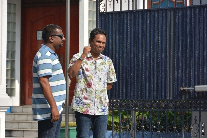 މާޗް 15، 2016: ކާނަލް ރިޓަޔާޑު މުހައްމަދު ނާޒިމް އިސްތިއުނާފު މައްސަލަ ބަލައި ނިންމާ ހުކުން ކުރުން -- ސަން ފޮޓޯ/ފަޔާޒު މޫސާ