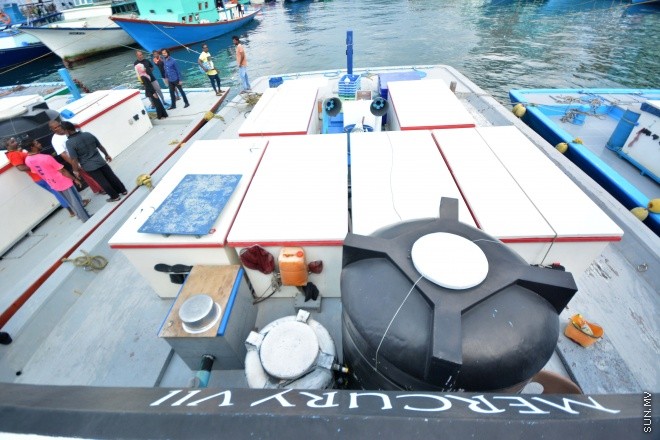 މަހަށް ނުކުމެ އުޅެނިކޮށް، މިދިޔަ އާދީއްތަ ދުވަހު 60 ކިލޯގެ މާވަހަރު ހޮވި ށ. ފޯކައިދޫ "މާކަރީ 7" ދޯނި-- ސަން ފޮޓޯ/ ފަޔާޒު މޫސާ