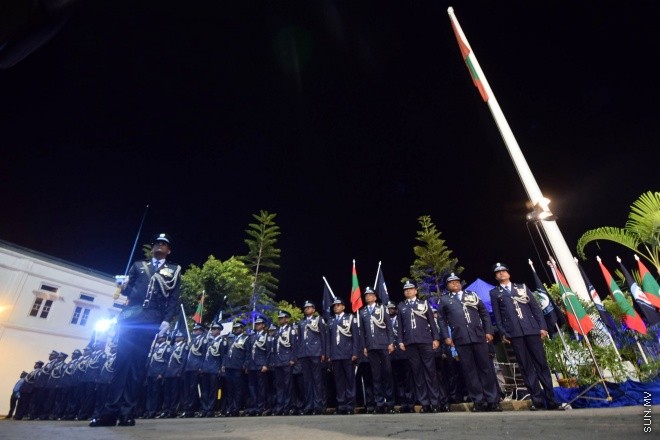 މާޗް 28، 2016: ރާއްޖޭގައި ފުލުހުންގެ ހިދުމަތްފެށިތާ 83 އަހަރު ފުރުން ފާހަގަކުރުމަށް ބޭއްވުނު ދިދަނެގުމުގެ ހާއްސަ ރަސްމިއްޔާތުގެ ތެރެއިން -- ސަން ފޮޓޯ/ފަޔާޒު މޫސާ