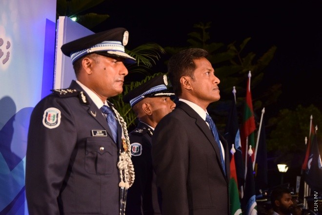 މާޗް 28، 2016: ރާއްޖޭގައި ފުލުހުންގެ ހިދުމަތްފެށިތާ 83 އަހަރު ފުރުން ފާހަގަކުރުމަށް ބޭއްވުނު ދިދަނެގުމުގެ ހާއްސަ ރަސްމިއްޔާތުގެ ތެރެއިން -- ސަން ފޮޓޯ/ފަޔާޒު މޫސާ